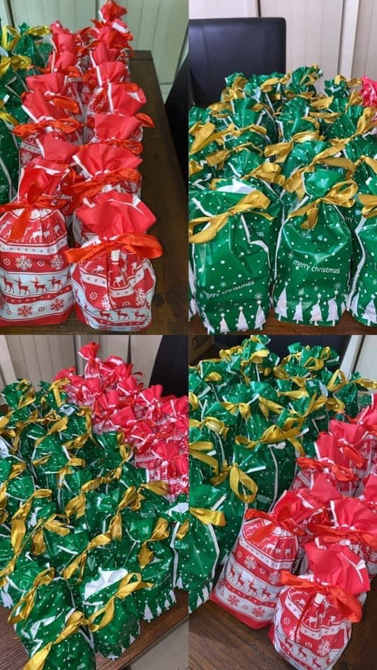 6 Christmas lolly bags