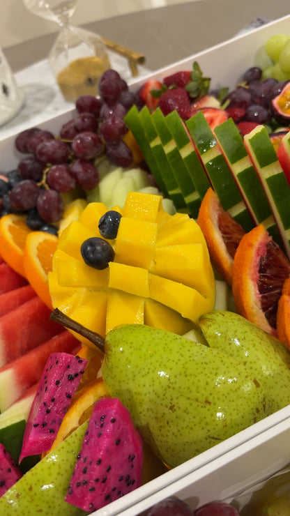 White fruit tray