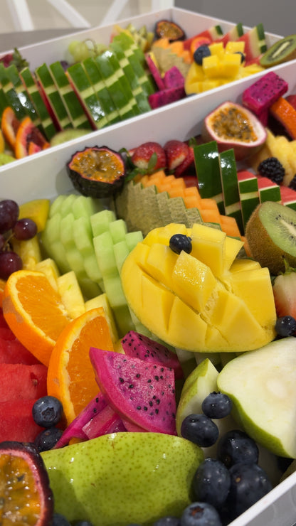 White fruit tray