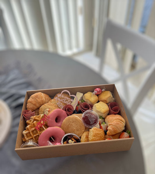 Breakfast box