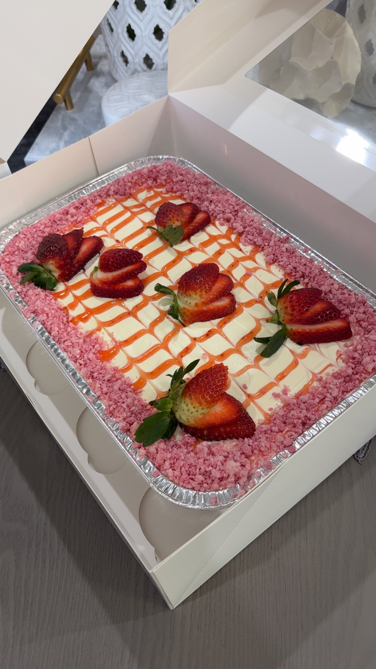Dessert trays